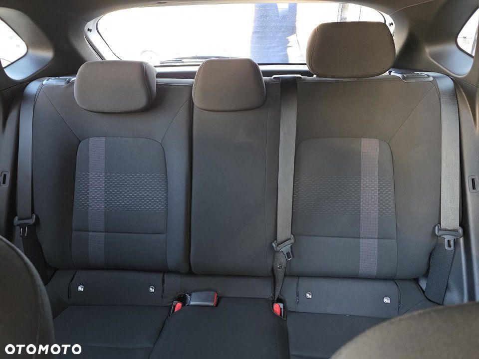 Hyundai i20 - 16