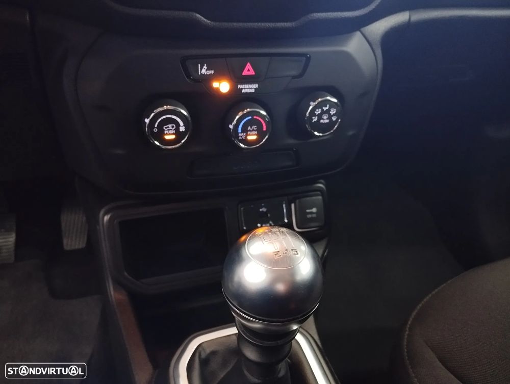 Jeep Renegade 1.0 T Sport - 23
