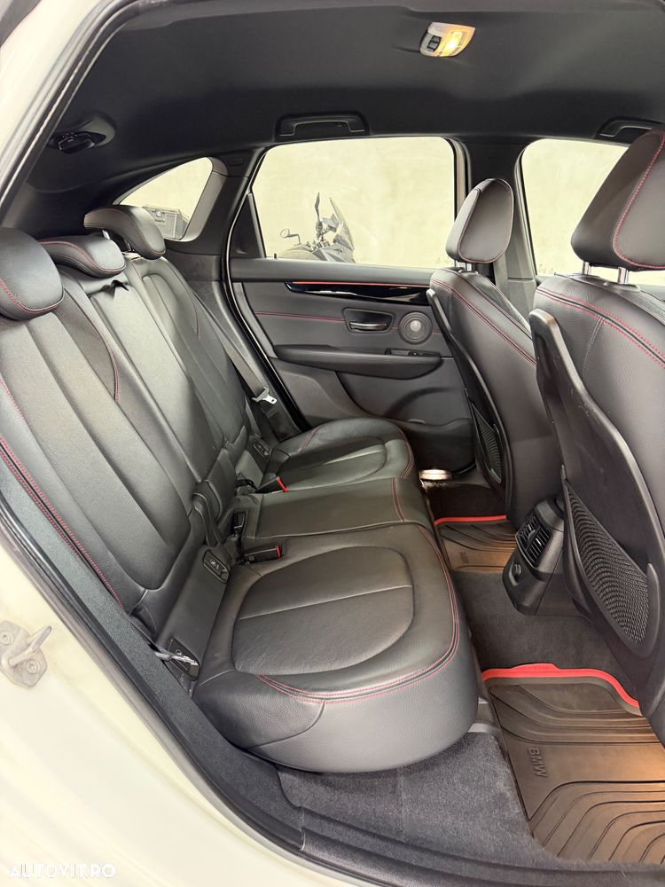 BMW Seria 2 220d Aut. Sport Line - 26