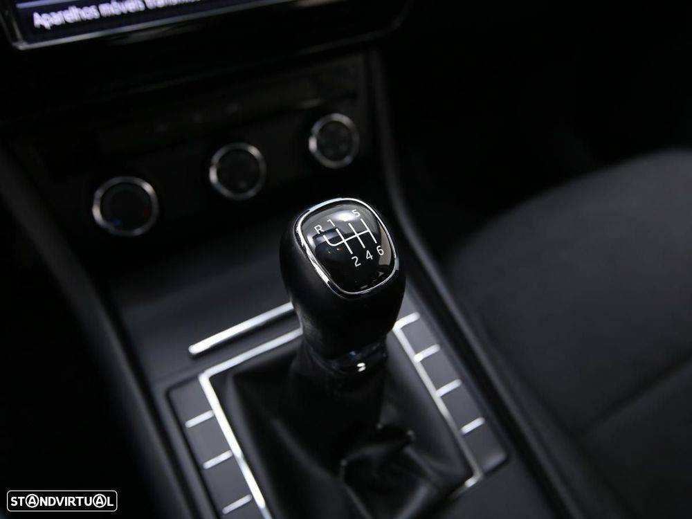 Skoda Superb 1.6 TDI Active - 19