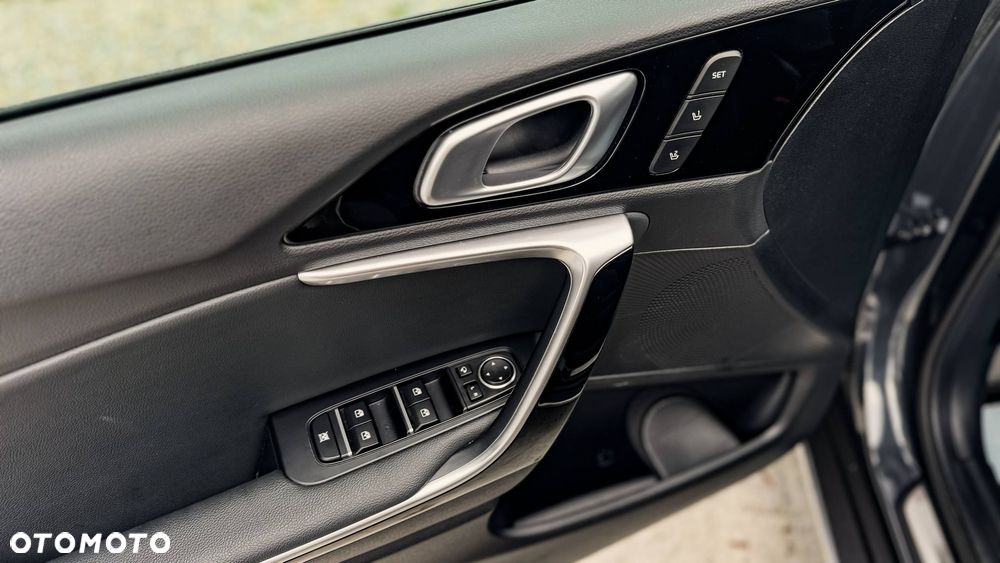 Kia XCeed 1.6 GDI PHEV Business Line DCT - 24