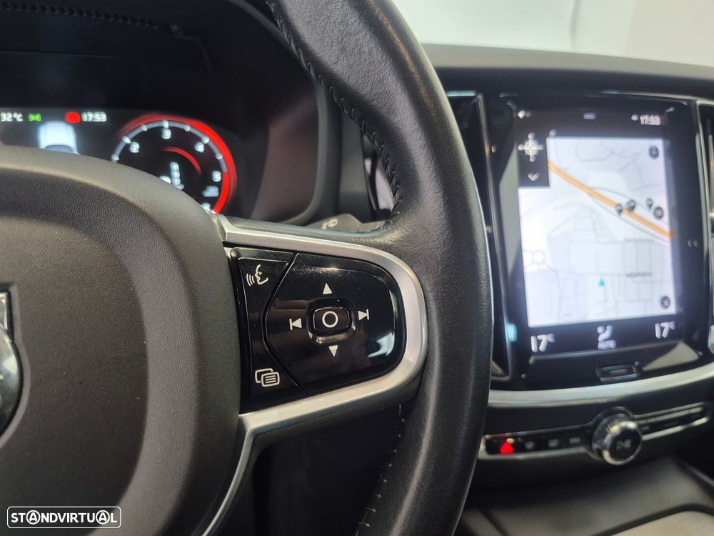 Volvo V60 2.0 B4 Inscription Geartronic - 19