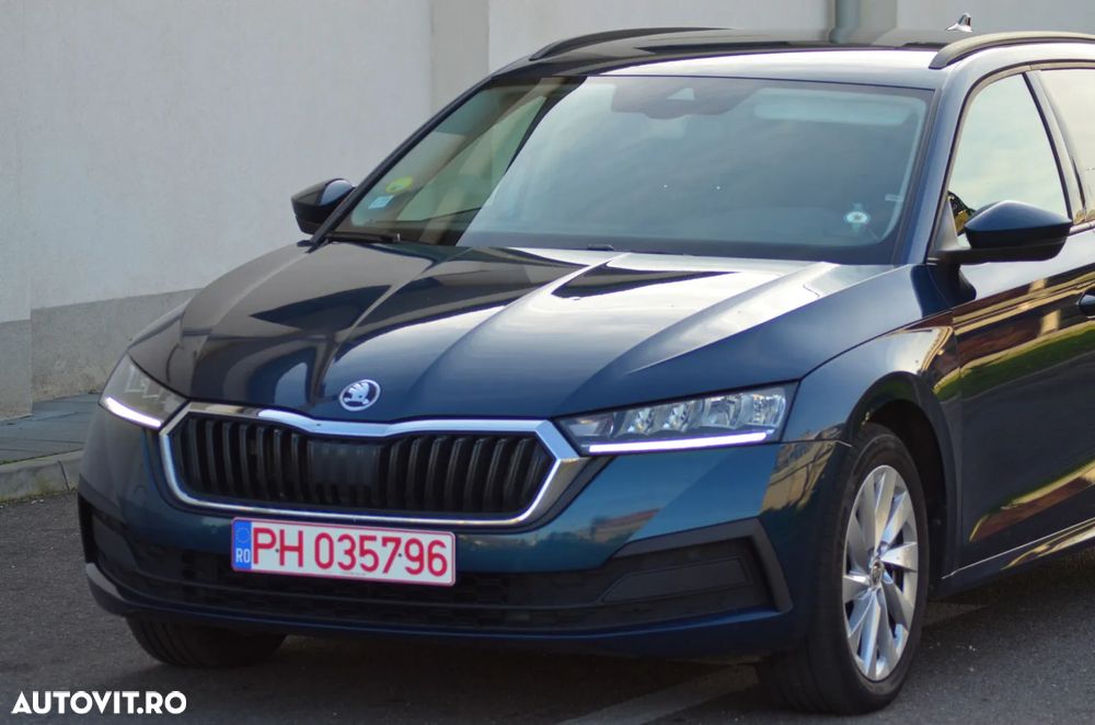 Skoda Octavia Combi 2.0 TDI DSG Selection - 29