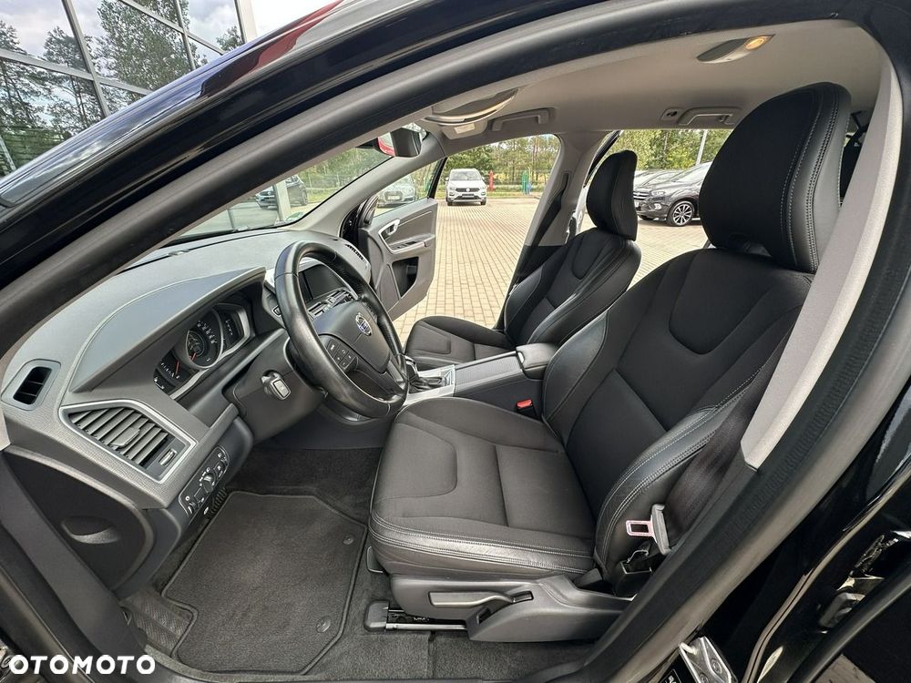 Volvo XC 60 D4 Geartronic Kinetic - 11
