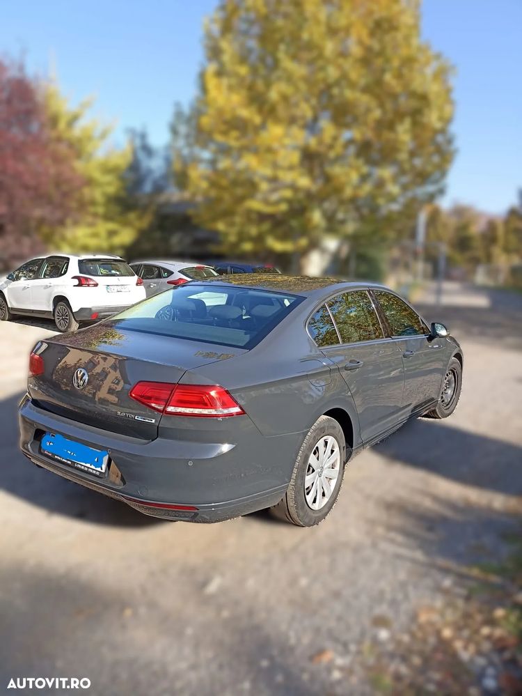 Volkswagen Passat - 5