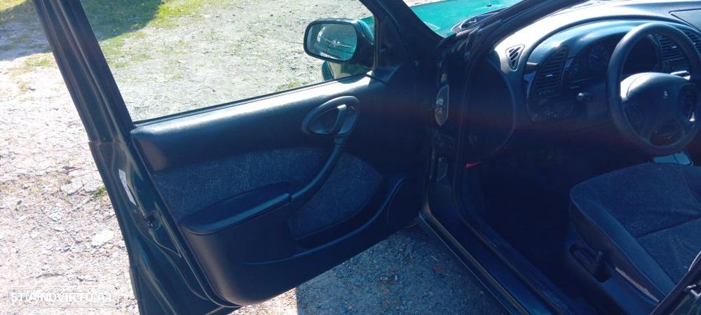 Citroën Xsara 1.6i Exclusive - 14