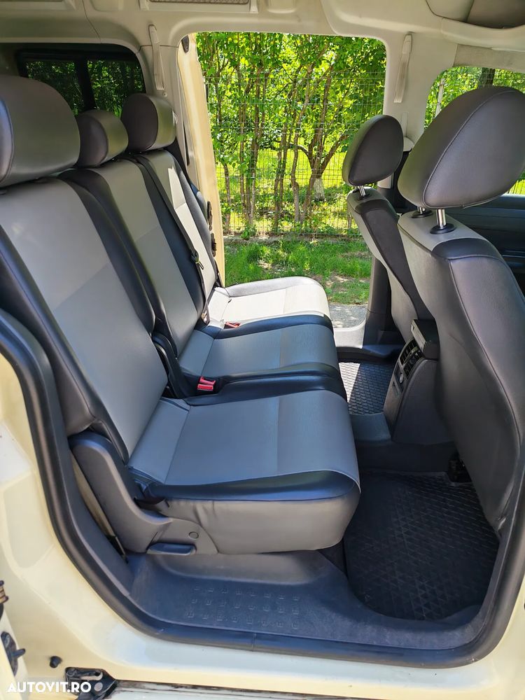 Volkswagen Caddy Maxi 2.0 TDI Trendline DSG - 3