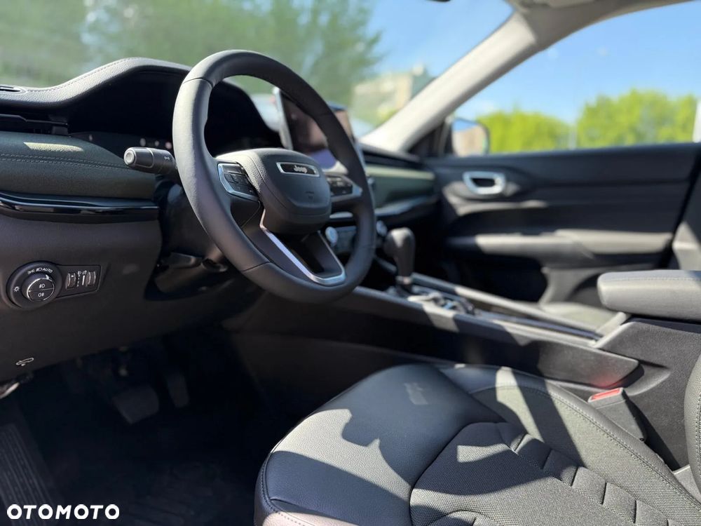 Jeep Compass ver-1-5-t4-mhev-north-star-fwd-s-s-dct - 5