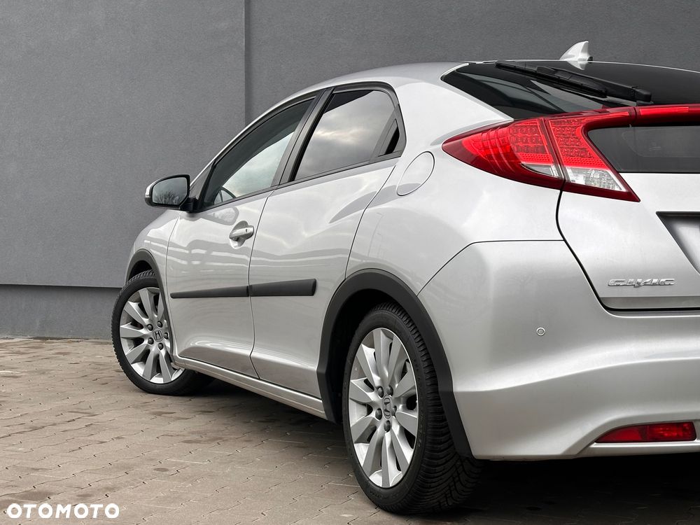 Honda Civic 1.8 Sport - 16