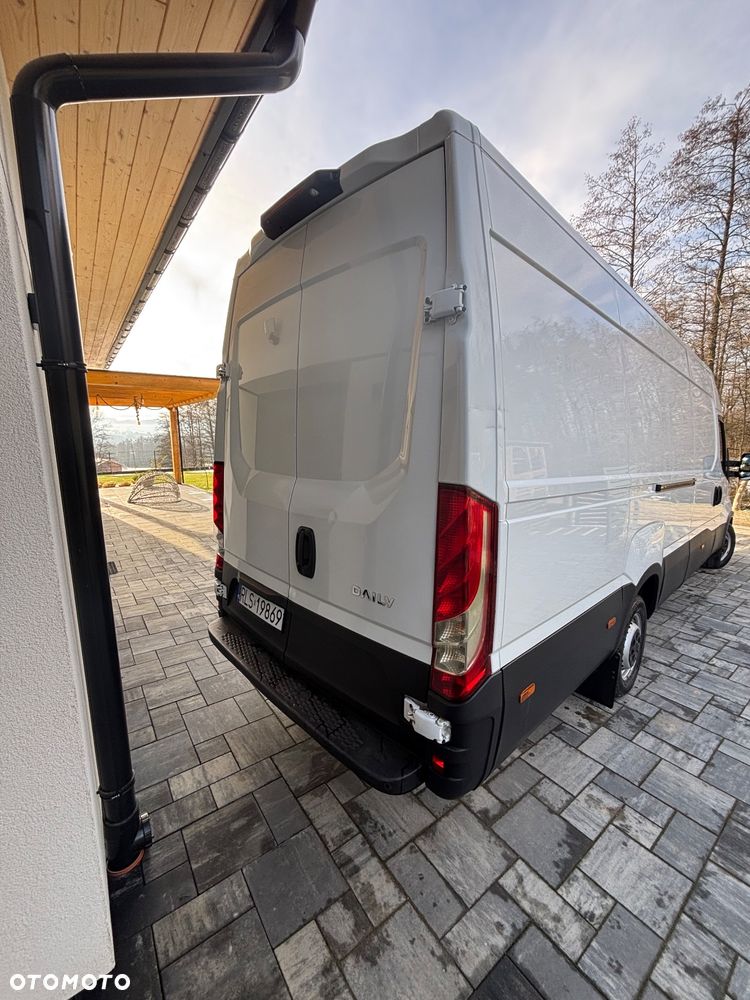 Iveco DAILY - 7