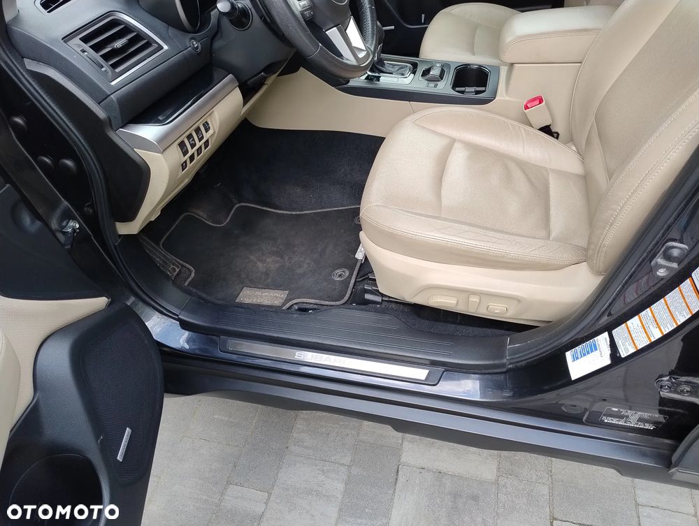 Subaru Outback 2.0D Exclusive Lineartronic - 21