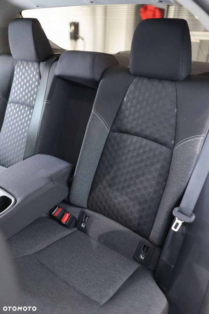 Toyota Corolla 1.8 Hybrid Comfort - 39