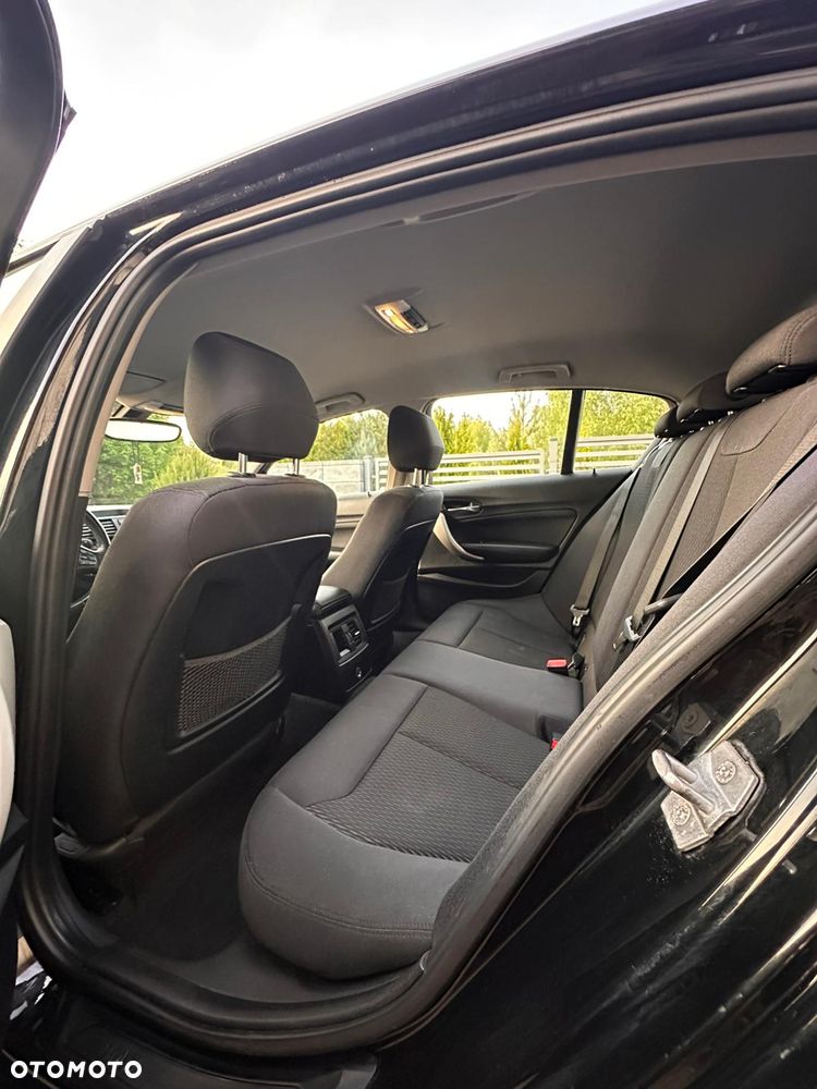 BMW Seria 1 114i - 8