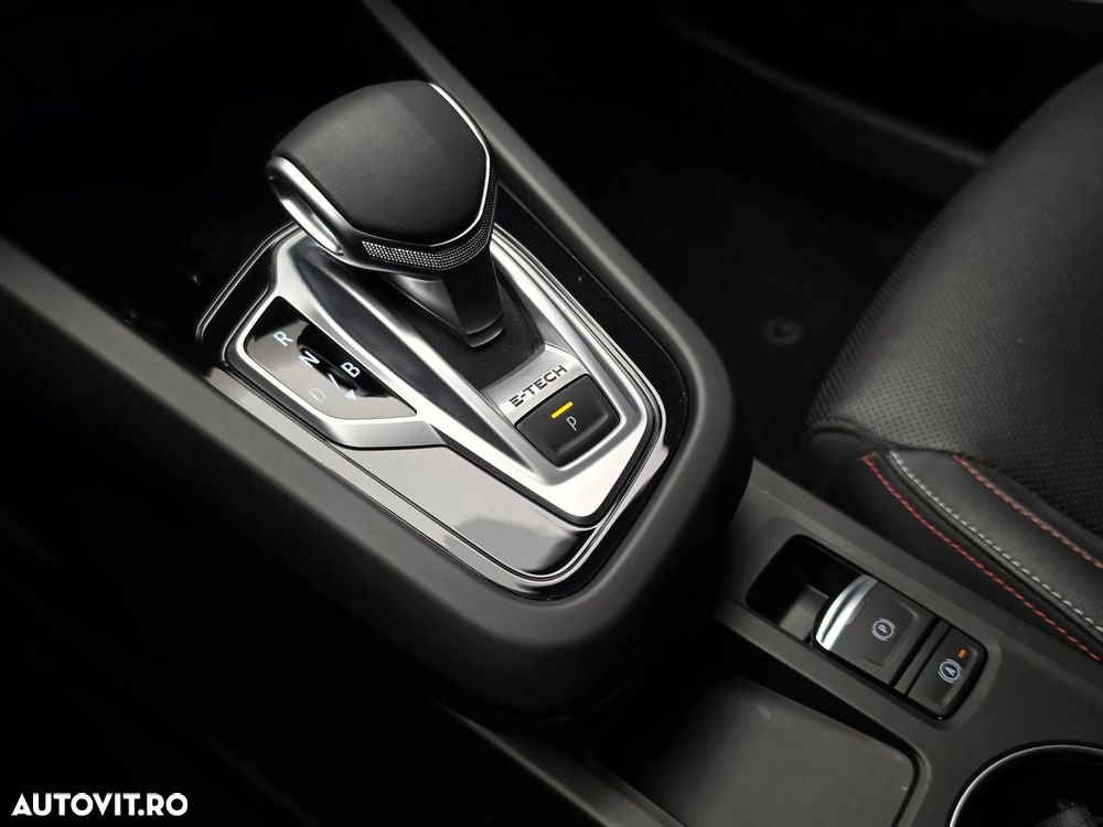 Renault Arkana E-TECH 145 R.S.LINE - 28