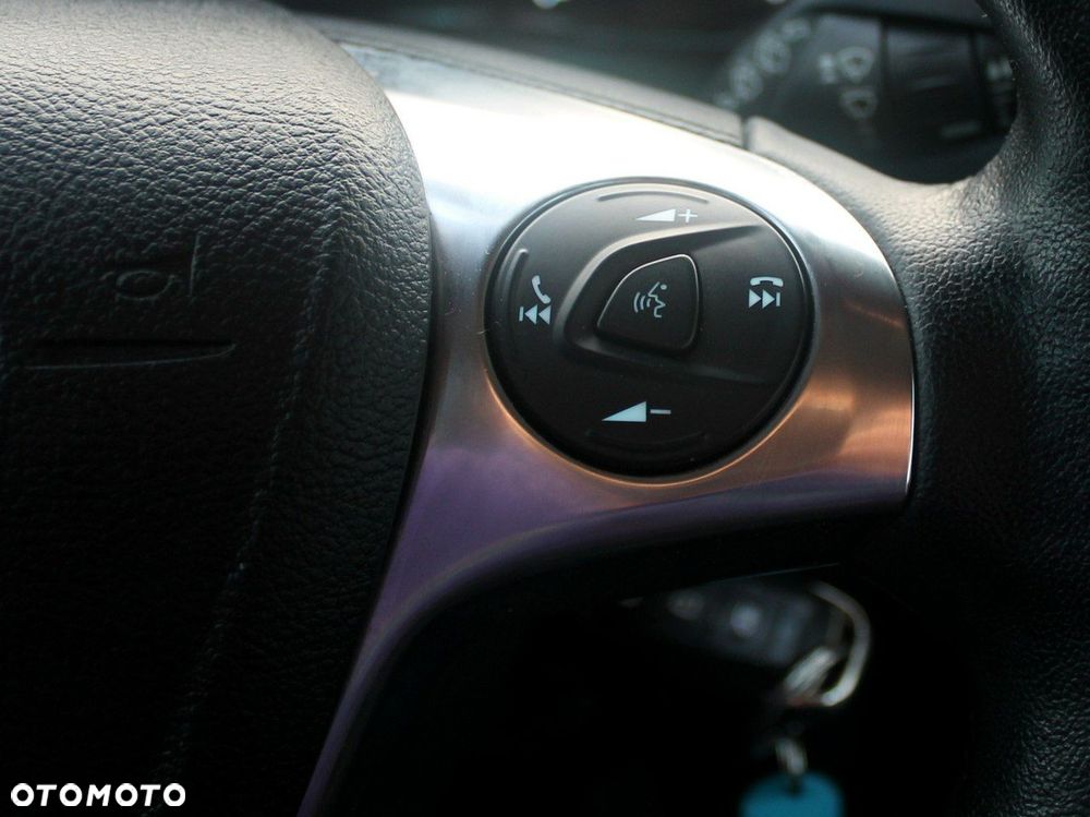 Ford Transit Connect - 19