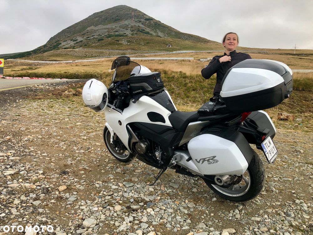 Honda VFR - 6