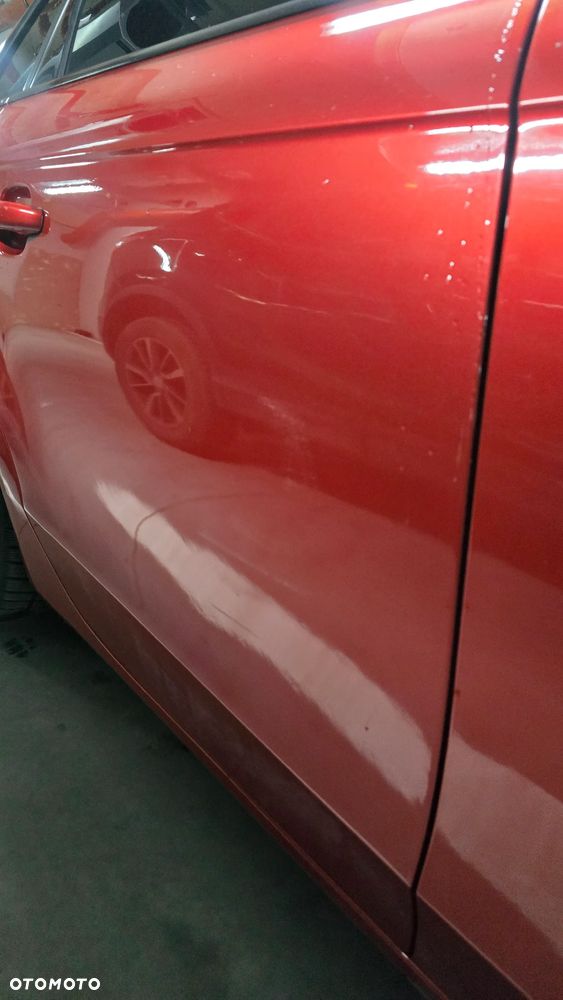 Audi A4 Limousine - 8