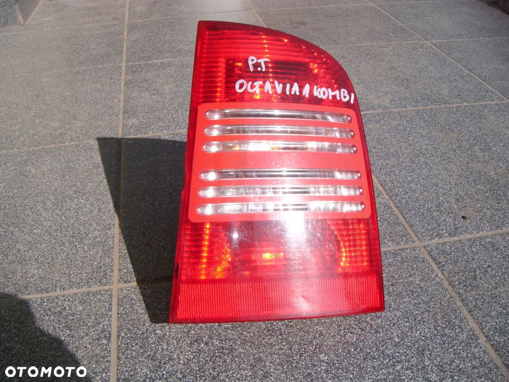skoda octavia 1 kombi 02r lampa prawy tył - 1