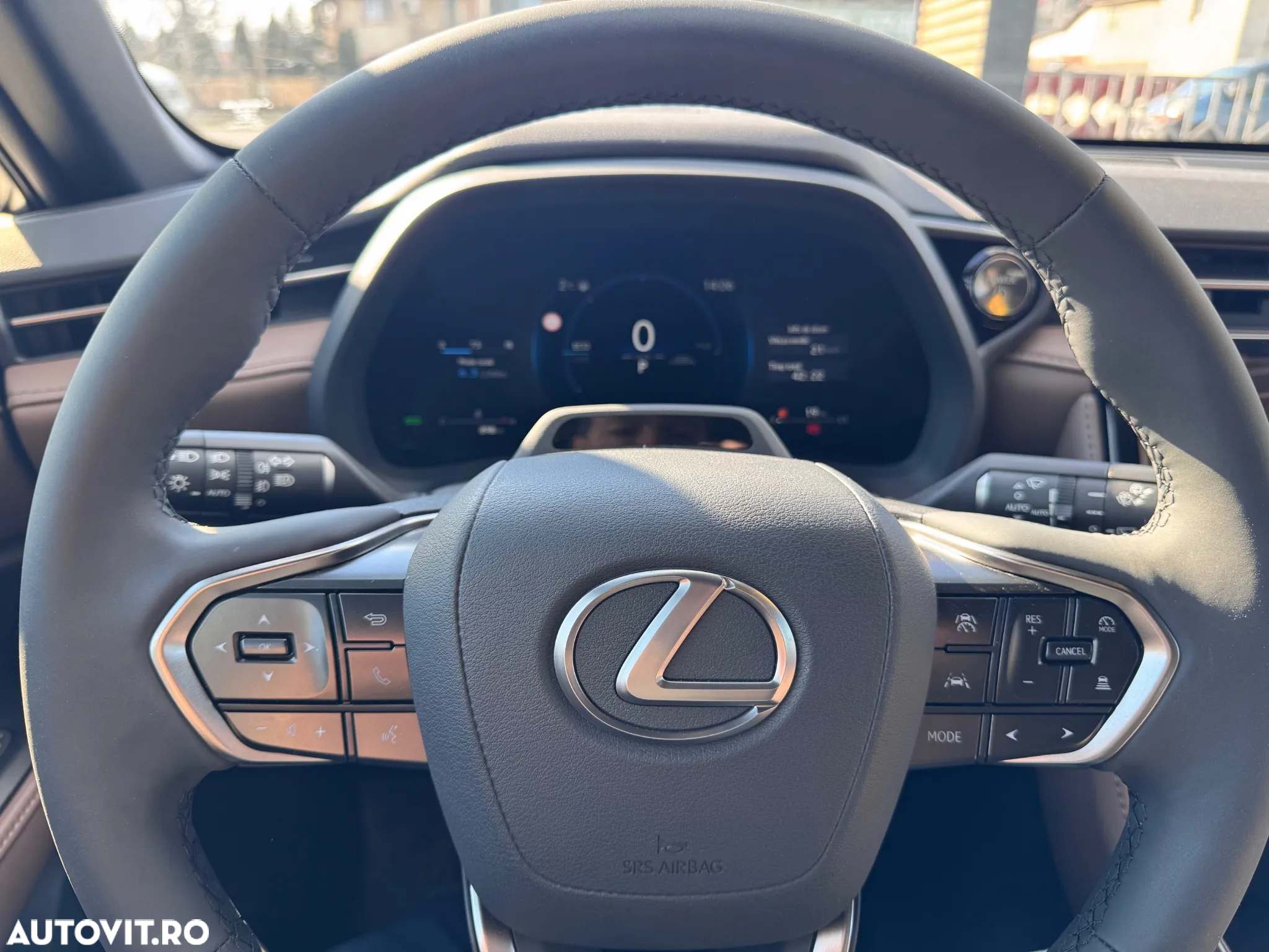 Lexus LBX 1.5 HEV 4x2 CVT Elegant - 18