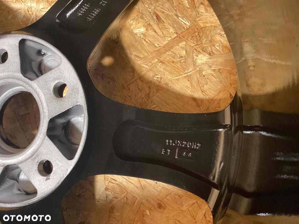 Porsche 911 991 Felgi aluminiowe R21 - 4