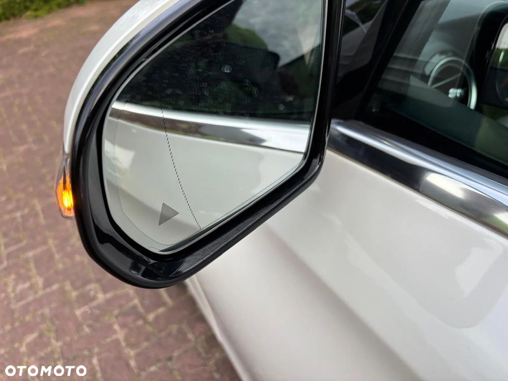 Mercedes-Benz Klasa E - 14