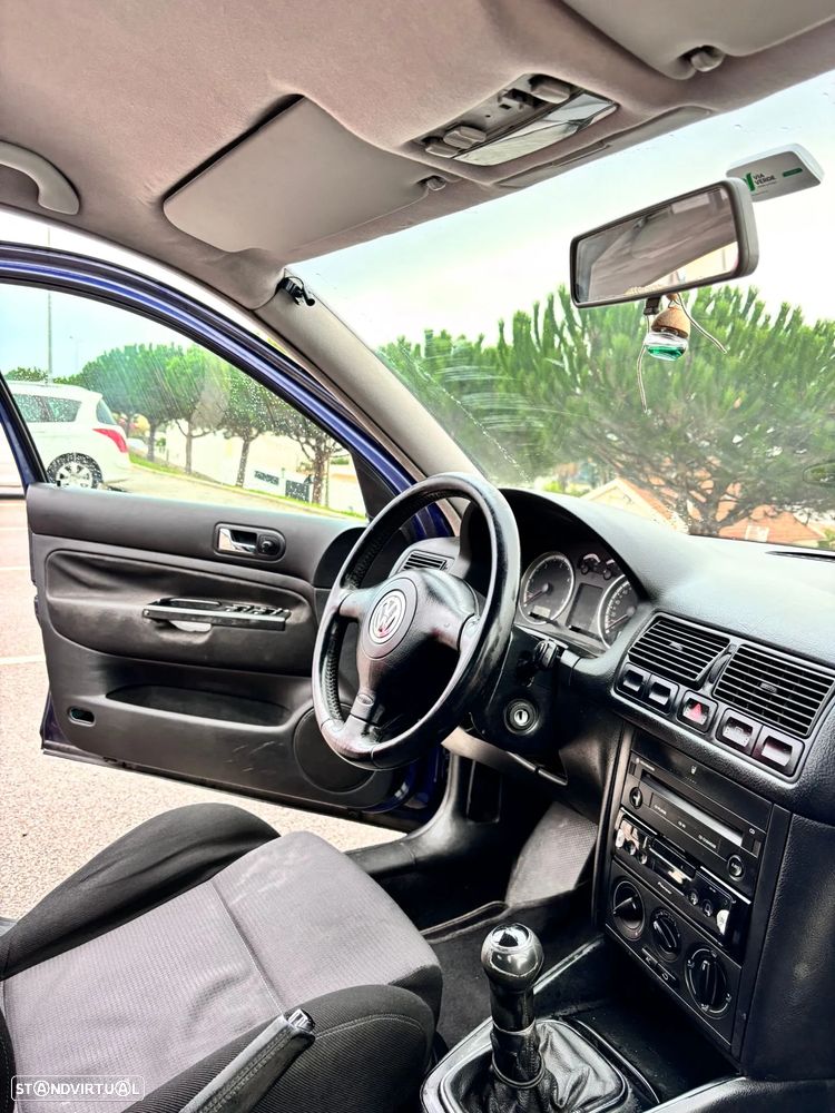 VW Golf 1.9 TDi Highline - 11