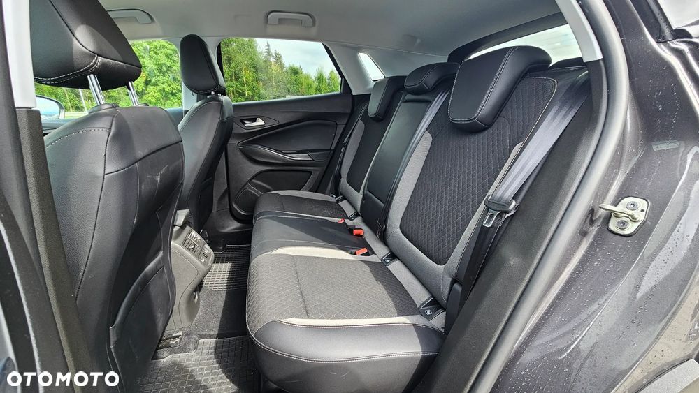 Opel Grandland X 1.6 T Ultimate S&S - 9