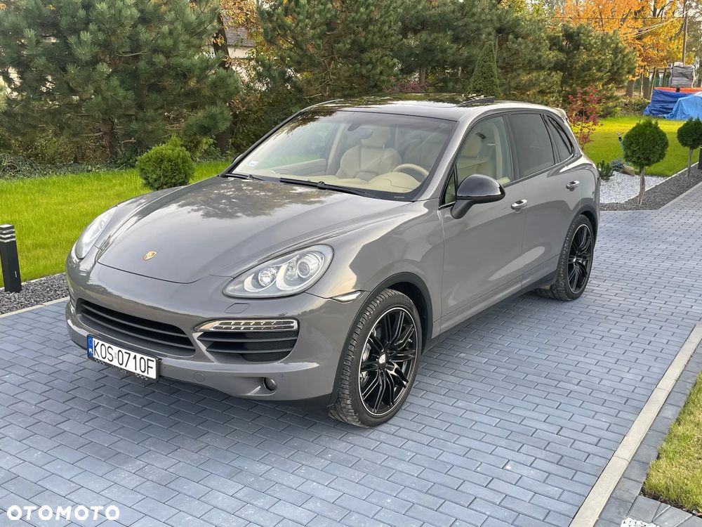 Porsche Cayenne S - 1