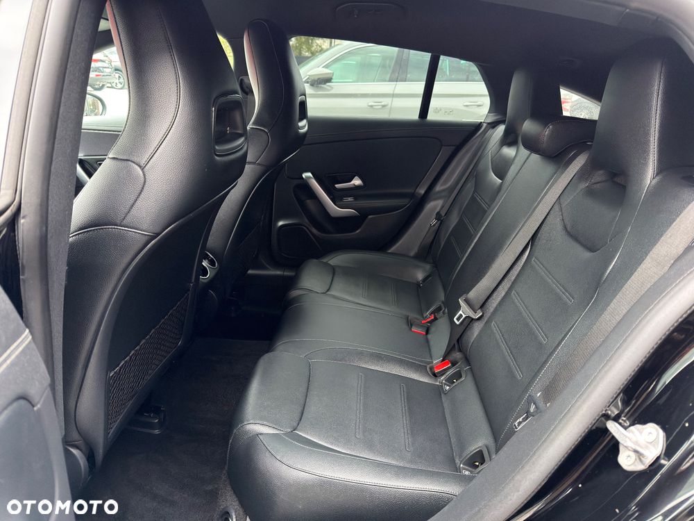 Mercedes-Benz CLA 200 d 8G-DCT Edition Progressive Line - 16