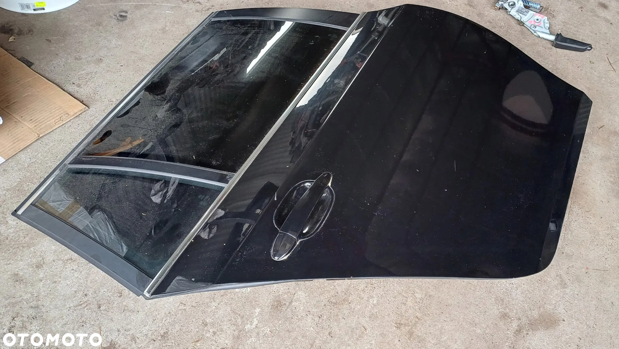 BMW e61 SCHWARZ II DRZWI PRAWY TYŁ tylne prawe touring  kombi 668 - 8
