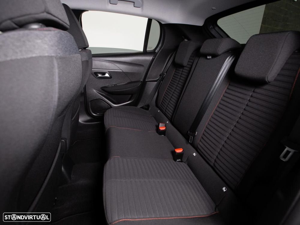 Peugeot 208 1.2 PureTech Active Pack - 11