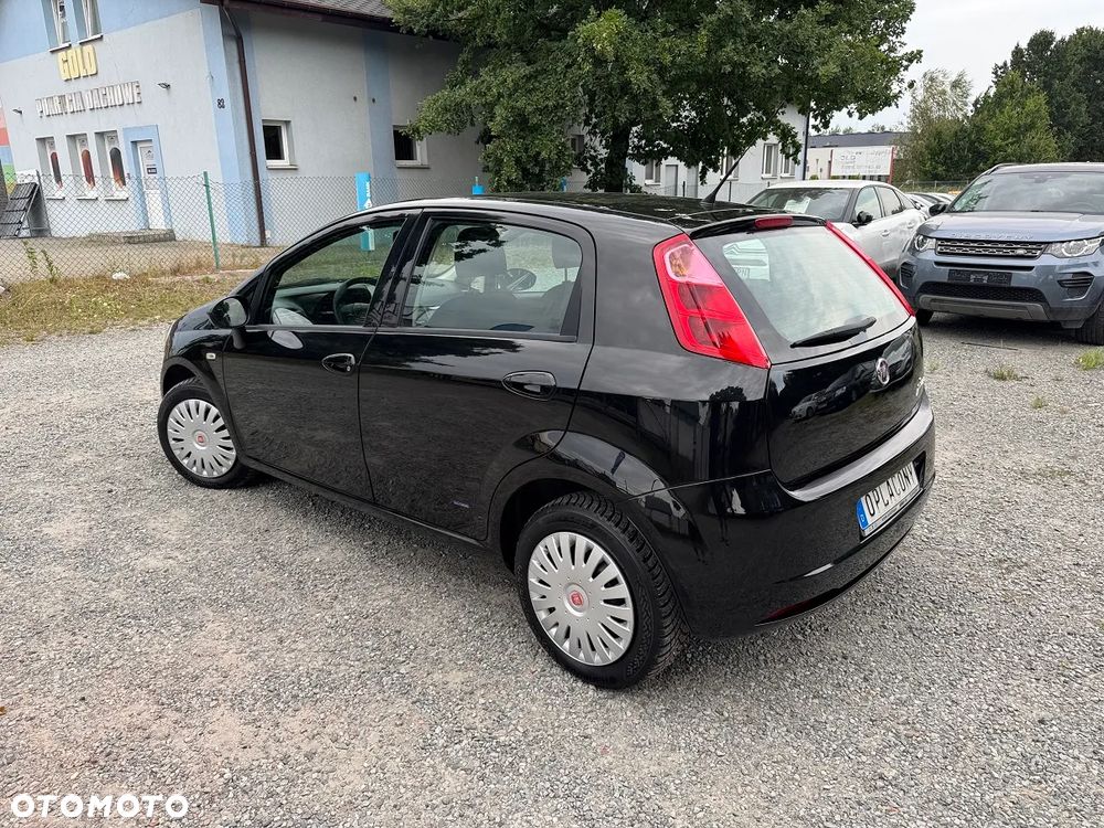 Fiat Grande Punto - 5