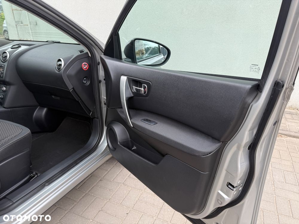 Nissan Qashqai+2 2.0 dCi DPF acenta - 30
