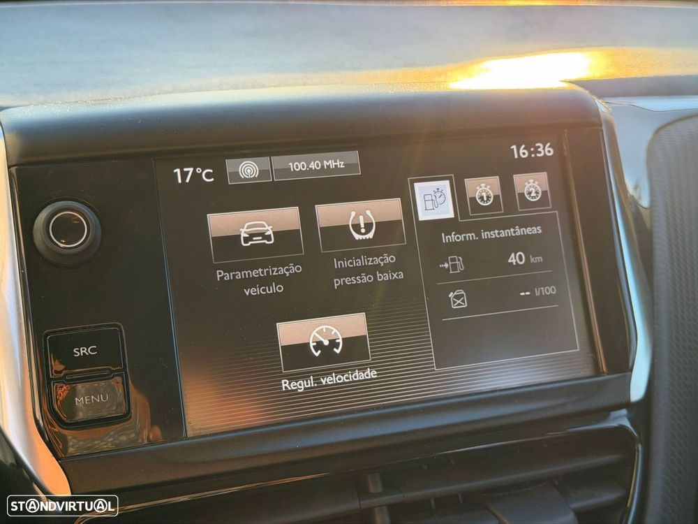 Peugeot 2008 1.2 PureTech Active - 17