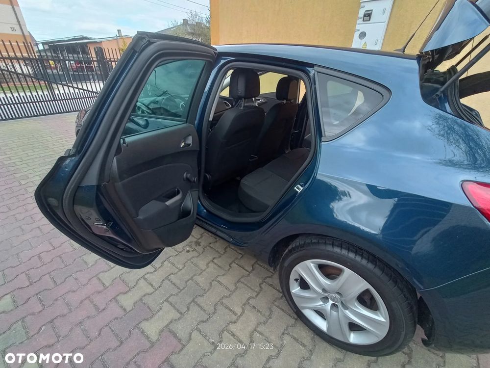 Opel Astra 1.4 T Active - 18
