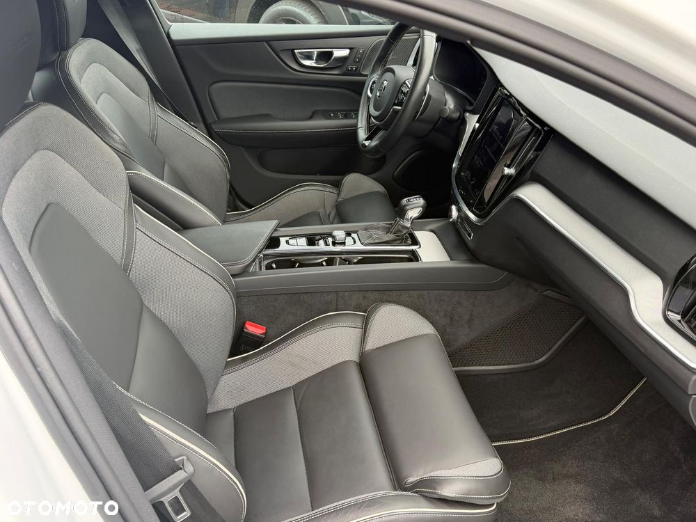 Volvo S60 B5 B Geartronic RDesign - 8