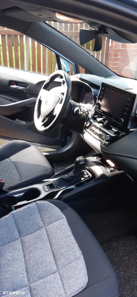 Toyota Corolla 1.8 Hybrid Comfort - 12