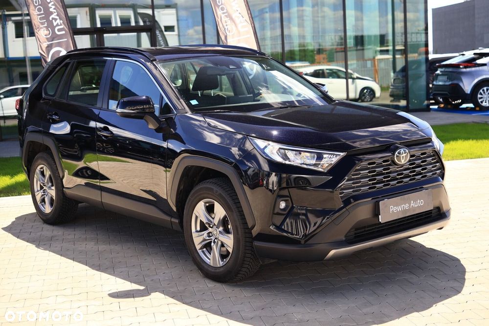 Toyota RAV4 - 6