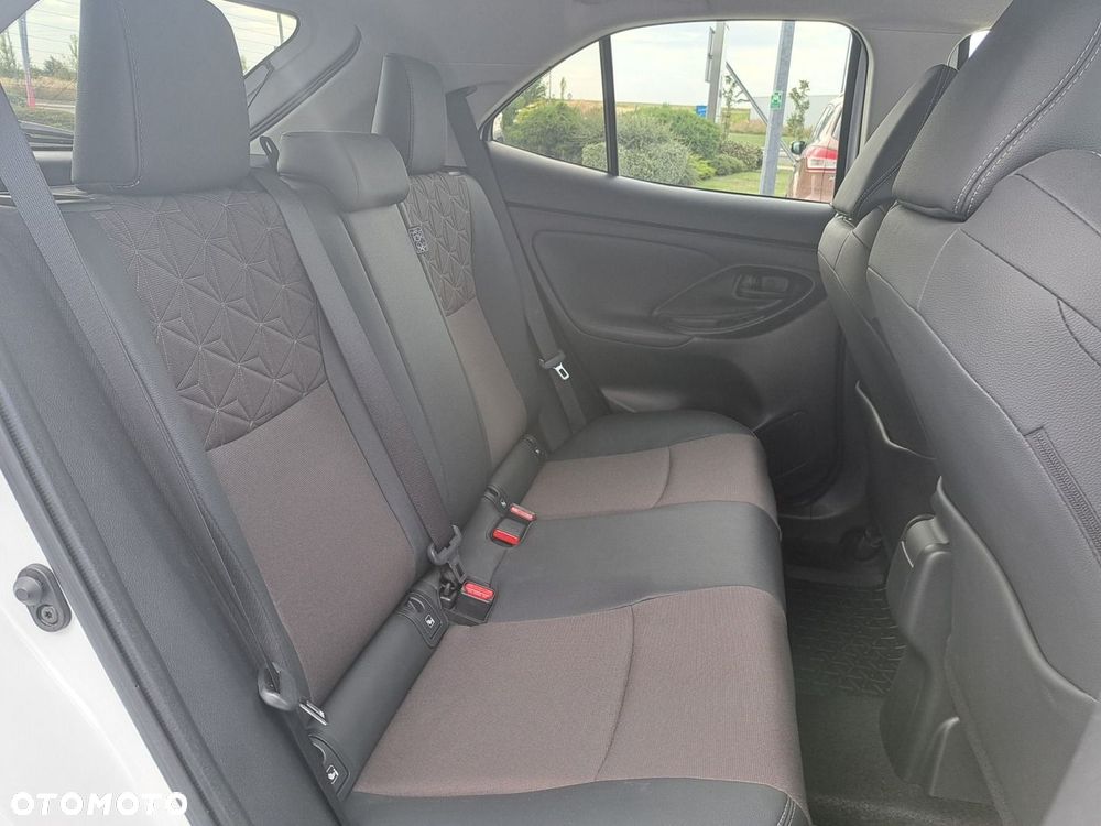 Toyota Yaris Cross - 18