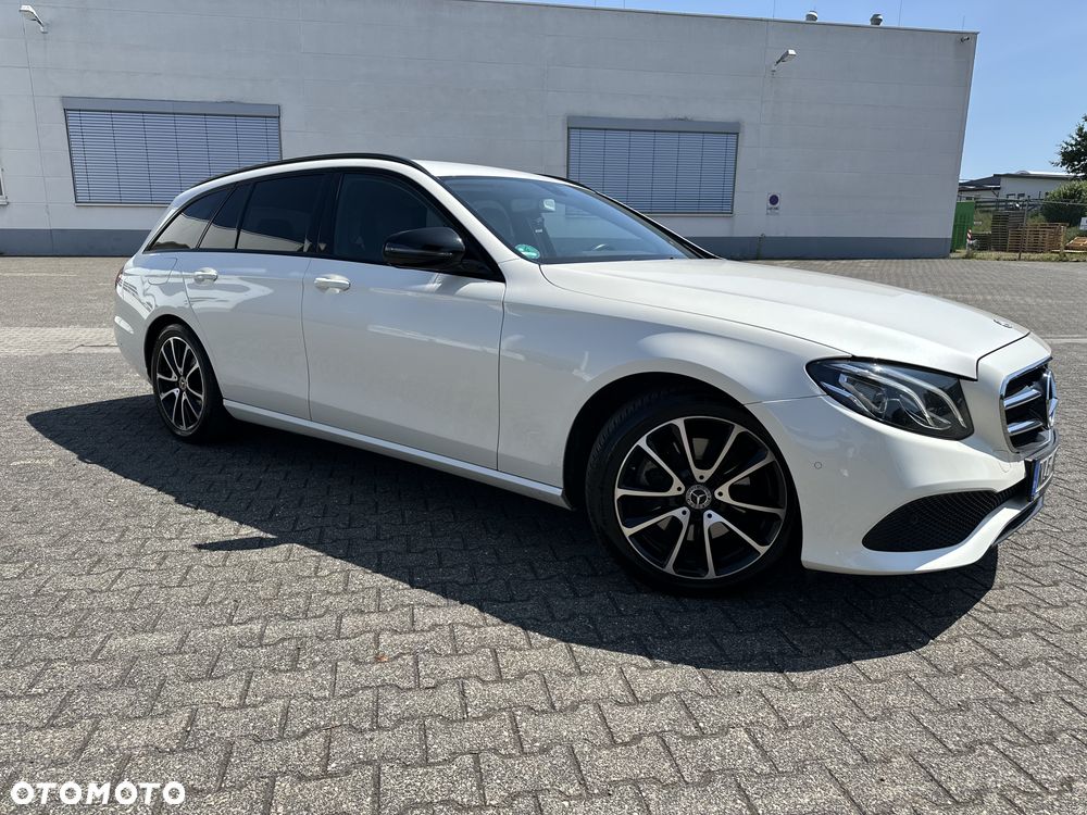 Mercedes-Benz Klasa E - 1