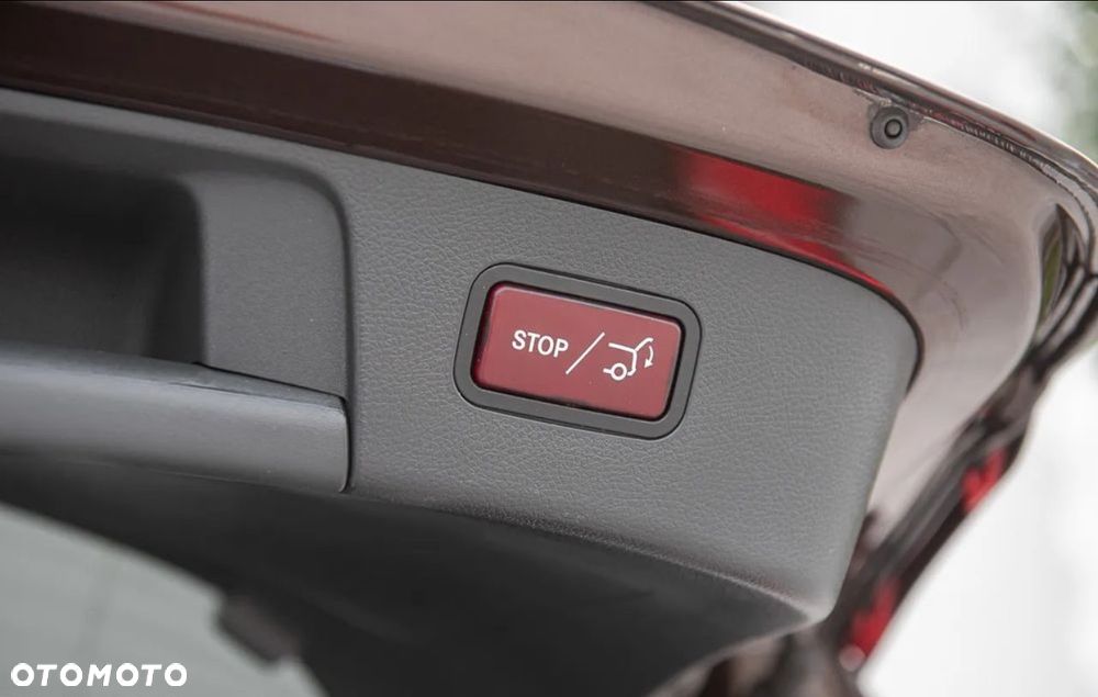 Mercedes-Benz GLA 250 4Matic 7G-DCT AMG Line - 29