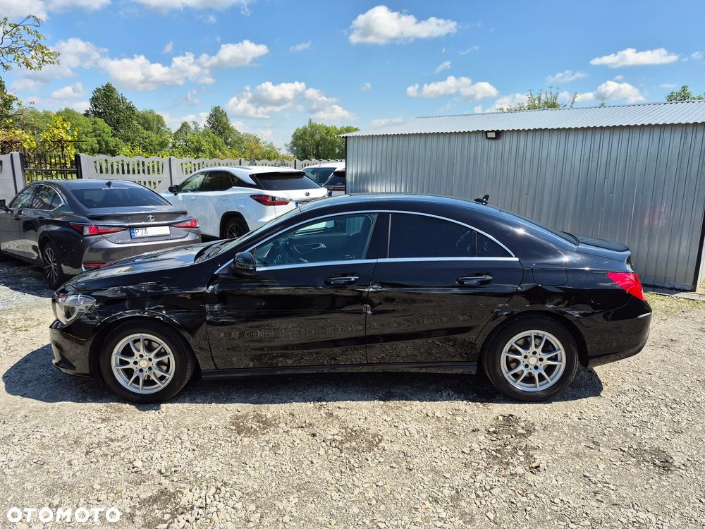 Mercedes-Benz CLA 200 - 4