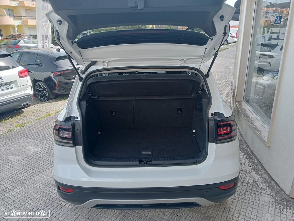 VW T-Cross 1.0 TSI Life - 21