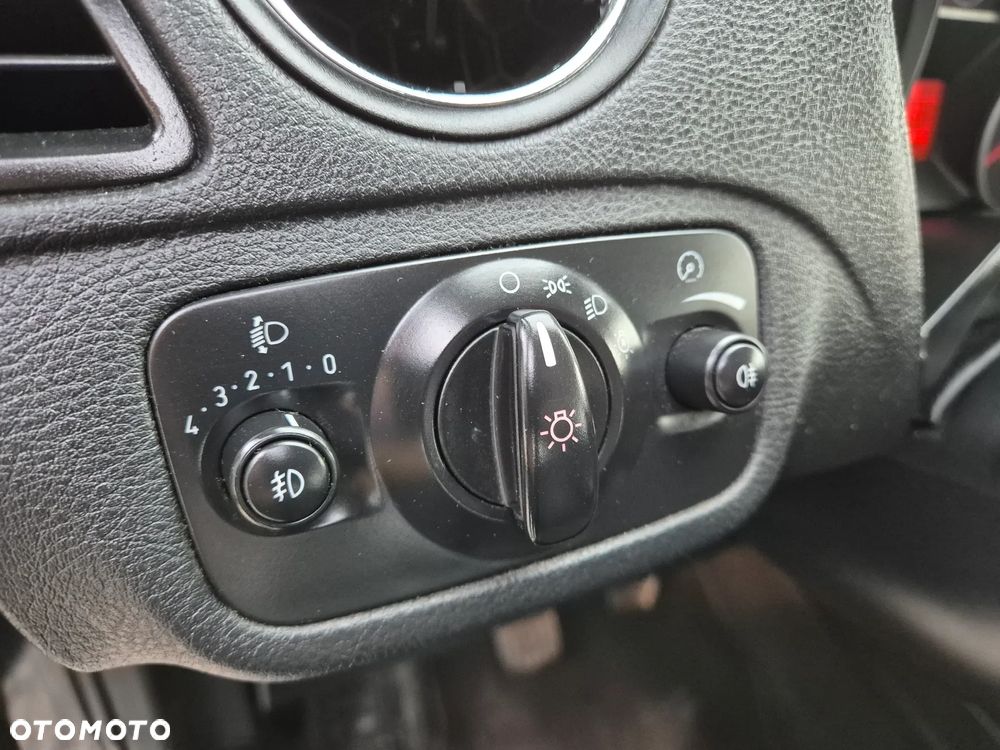 Ford Galaxy 2.0 Ghia - 10