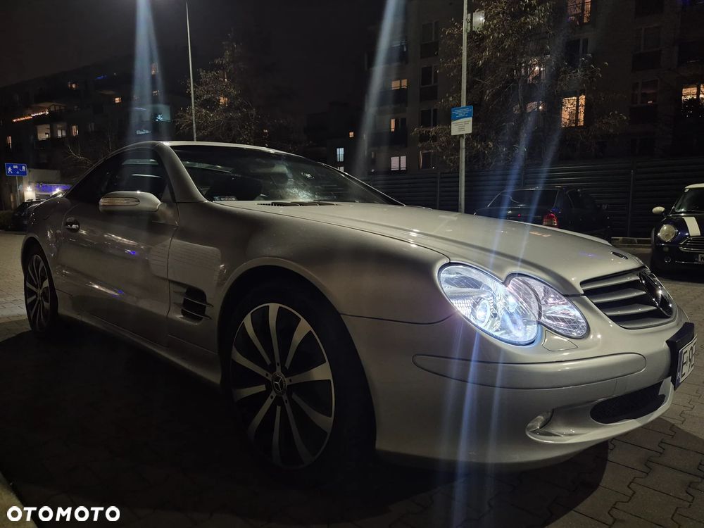 Mercedes-Benz SL - 17