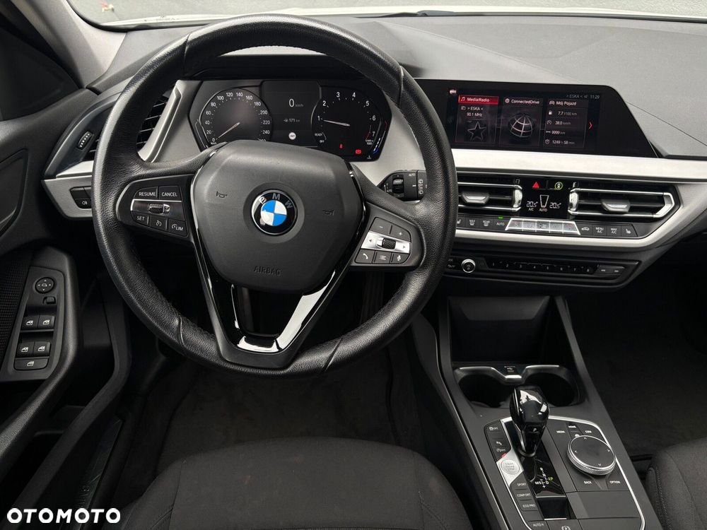 BMW Seria 1 118i - 9