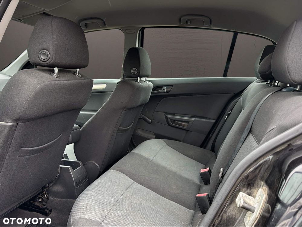 Opel Astra 1.6 - 8