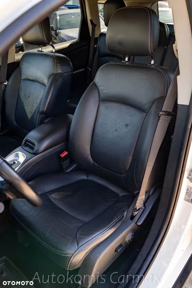 Dodge Journey - 16