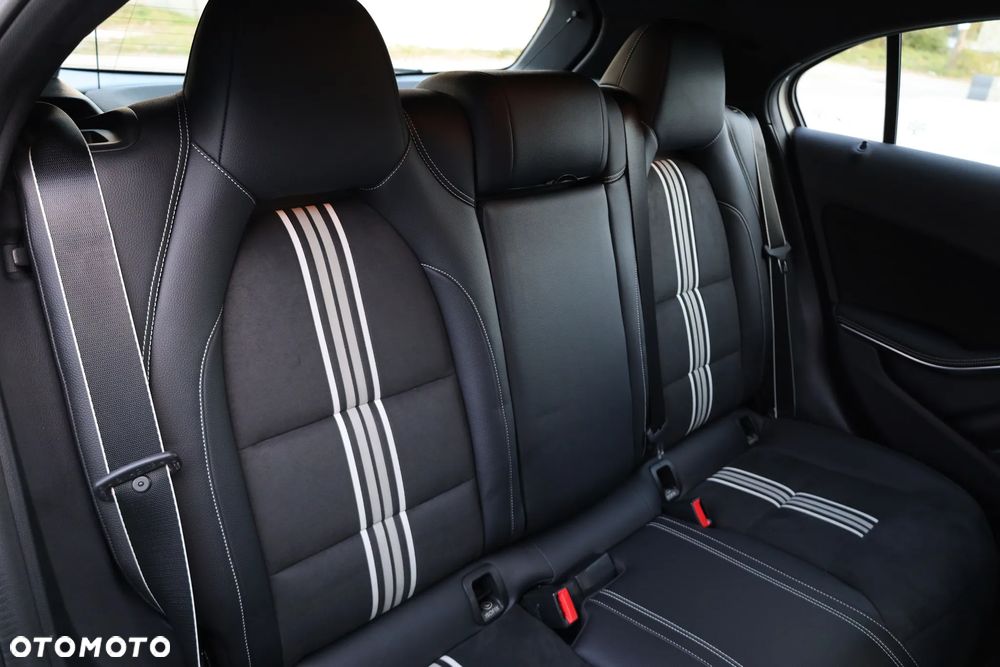 Mercedes-Benz Klasa A 180 (BlueEFFICIENCY) Style - 37