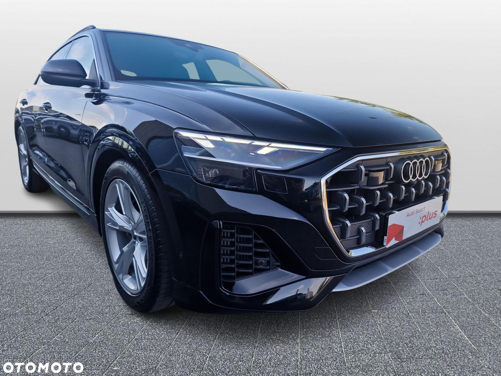 Audi Q8 - 32